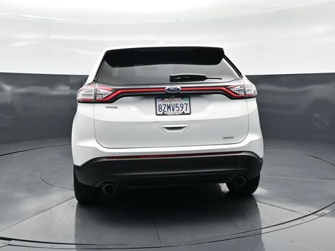Used 2017 Ford Edge SE FWD image 22