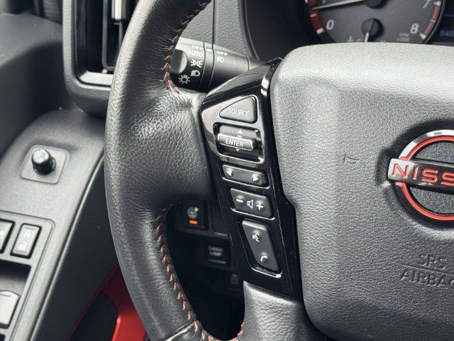 Used 2025 Nissan Frontier PRO-4X AWD/4WD image 24