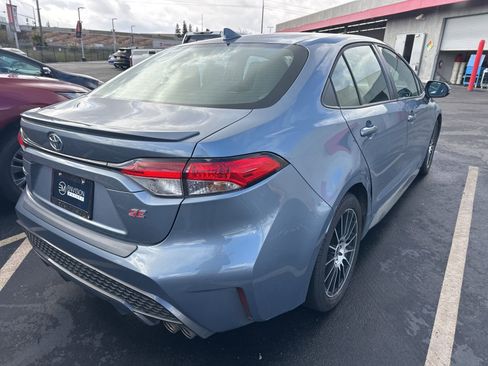 Used 2020 Toyota Corolla SE w/ Carpet Mat Package (TMS) image 4
