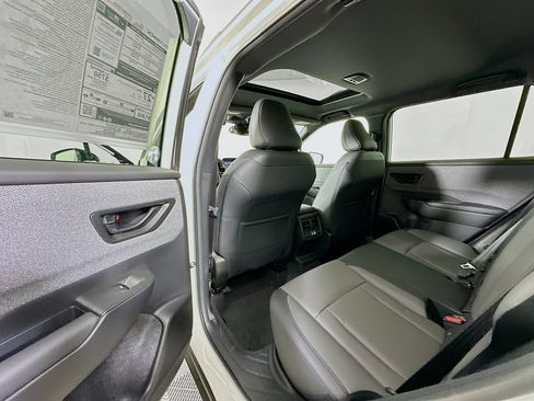 Used 2026 Subaru Outback Premium AWD/4WD image 17