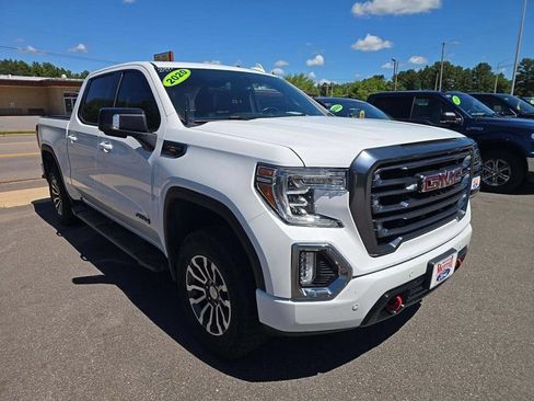 Used 2020 GMC Sierra 1500 AT4 w/ AT4 Premium Package AWD/4WD image 4