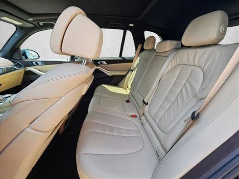 Used 2019 BMW X5 xDrive40i image 12