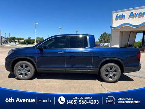 Used 2020 Honda Ridgeline RTL-E image 2