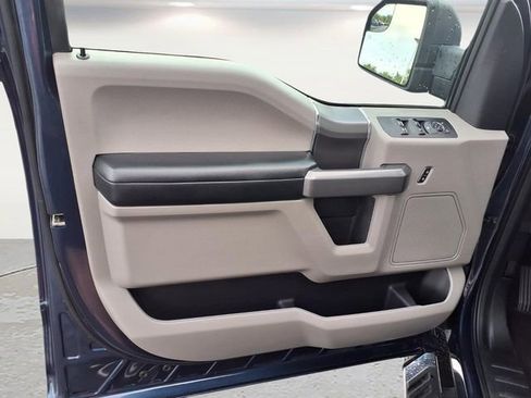 Used 2020 Ford F150 XLT w/ Equipment Group 302A Luxury AWD/4WD image 15