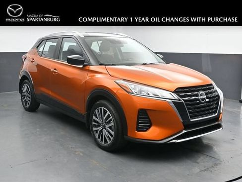 Used 2024 Nissan Kicks SV FWD image 1
