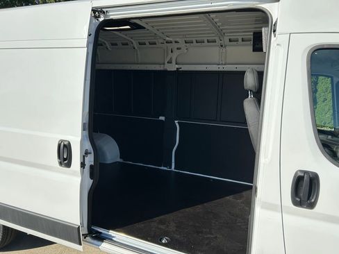 New 2025 RAM ProMaster 2500 w/ Convenience Group image 23