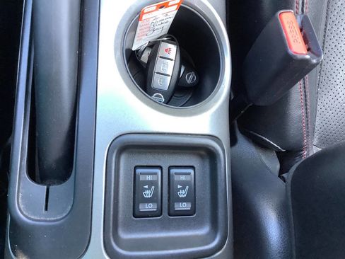 Used 2012 Nissan Juke SL w/ Sport Pkg image 38