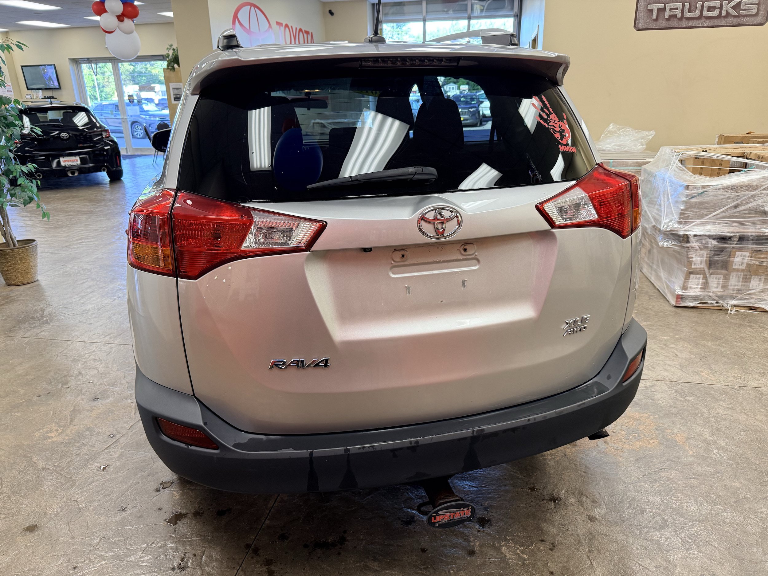 Used 2015 Toyota RAV4 XLE AWD/4WD image 9