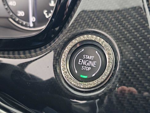 Used 2023 Cadillac XT6 Sport image 32