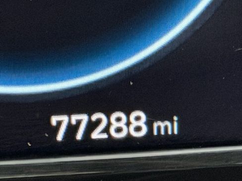 Used 2022 Hyundai Elantra SEL w/ Convenience + Premium Package image 23