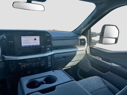 Certified 2026 Ford F250 XLT AWD/4WD image 29