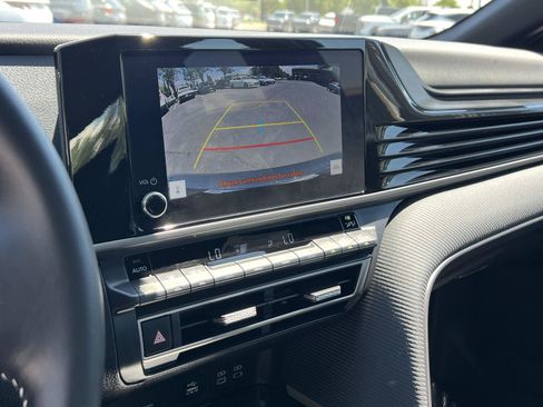 Used 2026 Toyota Camry SE FWD image 36