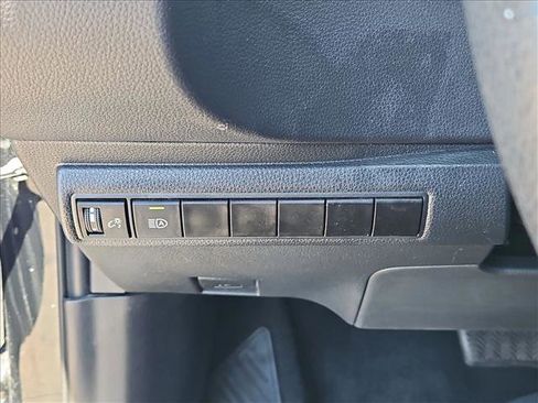 Used 2024 Toyota Corolla LE FWD image 14