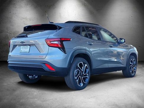 New 2026 Chevrolet Trax RS w/ Driver Confidence Package FWD image 3