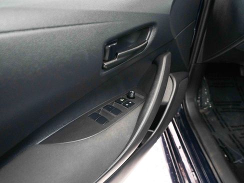 Used 2024 Toyota Corolla LE image 7