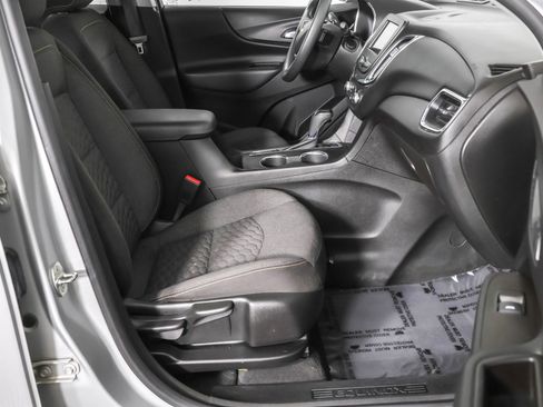 Used 2020 Chevrolet Equinox LT image 44