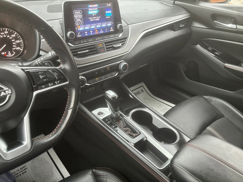 Used 2024 Nissan Altima 2.5 SR image 28