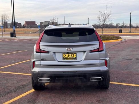 Used 2024 Cadillac XT4 Premium Luxury image 30