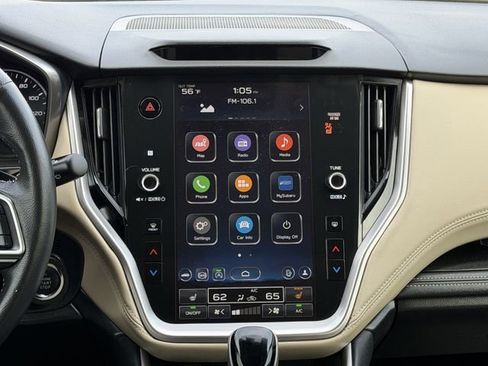 Used 2025 Subaru Outback Limited image 16