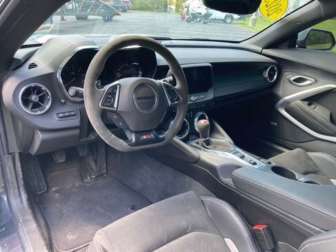 Used 2023 Chevrolet Camaro SS RWD image 6