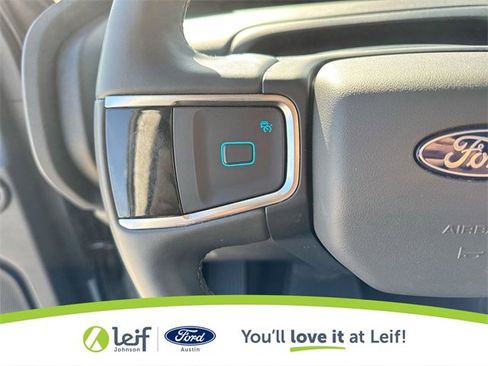 Used 2025 Ford Expedition Active image 32