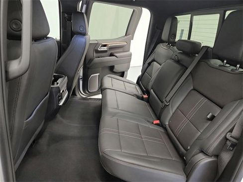 Used 2024 Chevrolet Silverado 1500 High Country w/ High Country Premium Package image 32