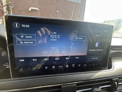 Used 2023 Lincoln Corsair Reserve w/ Equipment Group 201A image 15