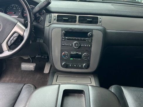 Used 2008 GMC Sierra 1500 SLT w/ All-Terrain Package image 10