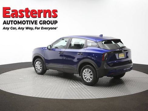 Used 2025 Nissan Kicks S AWD/4WD image 62