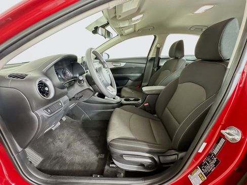 Used 2024 Kia Forte LXS FWD image 13