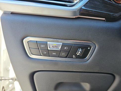 Certified 2023 BMW X5 sDrive40i w/ Executive Package image 27