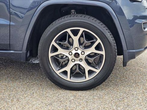 Certified 2020 Jeep Grand Cherokee Overland AWD/4WD image 6