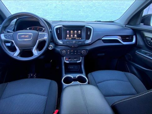 Used 2022 GMC Terrain SLE image 12