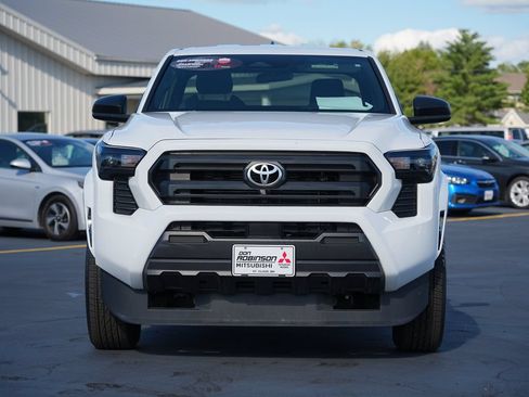 Used 2025 Toyota Tacoma SR RWD image 8