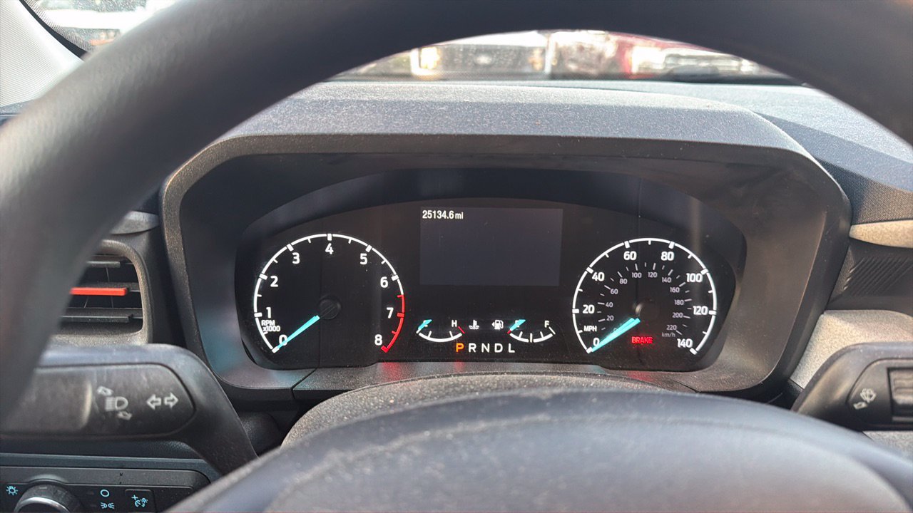 Used 2022 Ford Maverick XLT FWD image 3