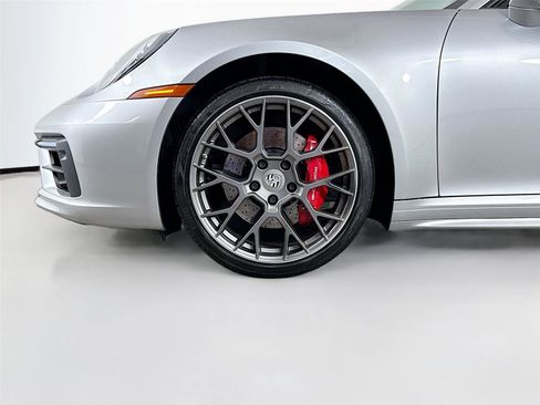 Used 2021 Porsche 911 Carrera S RWD image 27