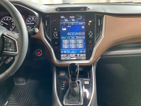 Used 2025 Subaru Outback Touring XT image 22