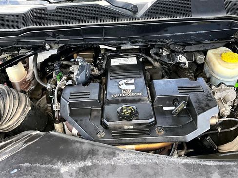 Used 2020 RAM 2500 Tradesman RWD image 30