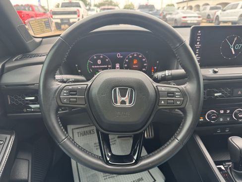 Used 2024 Honda Accord Sport image 8