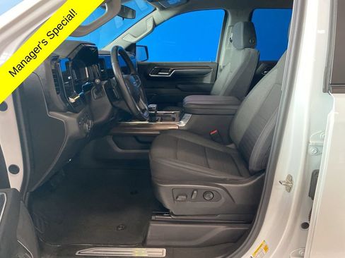 Used 2024 Chevrolet Silverado 1500 LT Trail Boss w/ Protection Package AWD/4WD image 10