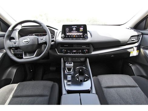 New 2026 Nissan Rogue SV image 9