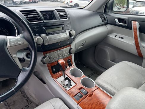 Used 2008 Toyota Highlander Limited FWD image 36