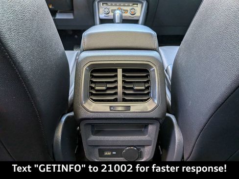 Used 2020 Volkswagen Tiguan SEL FWD image 14