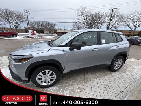 New 2026 Toyota Corolla Cross L image 4