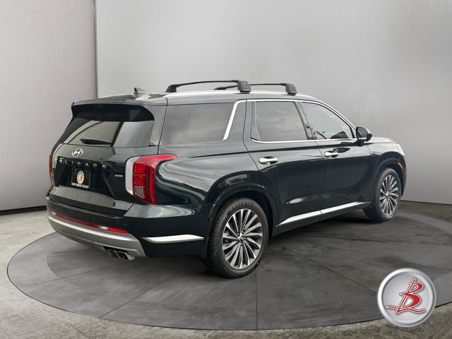 Used 2023 Hyundai Palisade Calligraphy w/ Winter Package AWD/4WD image 7