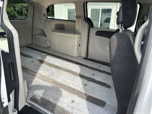 Used 2012 RAM C/V w/ PWR Window Group FWD image 13