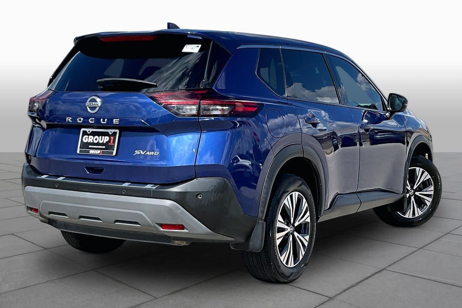 Used 2021 Nissan Rogue SV AWD/4WD image 13