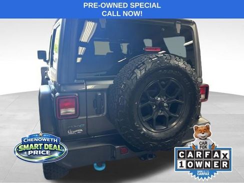 Used 2024 Jeep Wrangler Unlimited AWD/4WD image 3