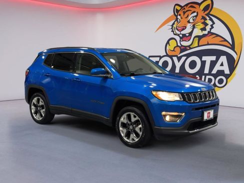 Used 2019 Jeep Compass Limited image 3