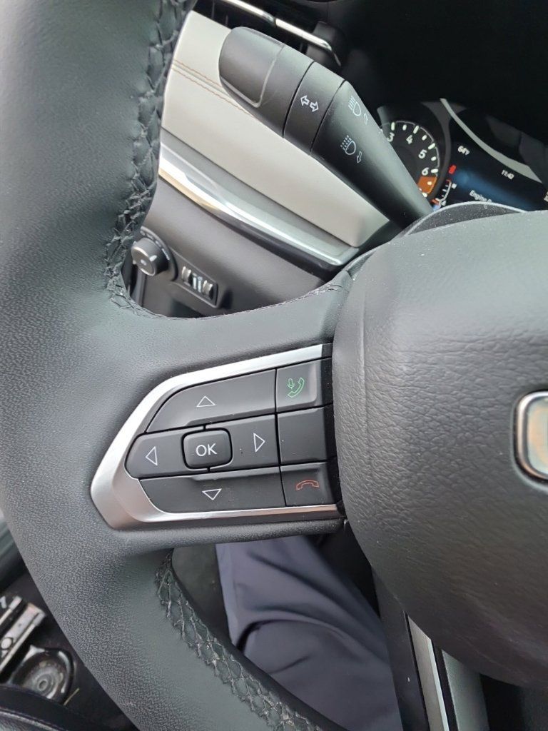 Certified 2024 Jeep Compass Limited AWD/4WD image 18